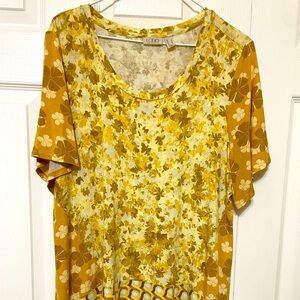 LOGO Women’s size L tunic top Yellow design
